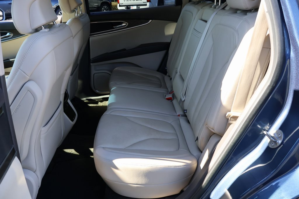 Used 2018 Lincoln MKX Reserve w/ Lincoln MKX Climate Package image 14