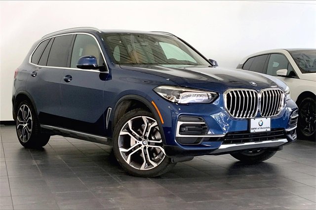 Used 2023 BMW X5 sDrive40i w/ Parking Assistance Package image 2
