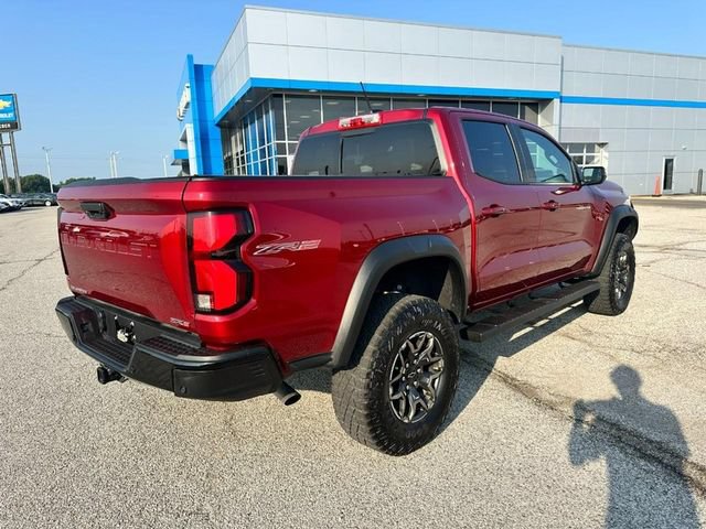 Used 2024 Chevrolet Colorado ZR2 w/ ZR2 Convenience Package III AWD/4WD image 6