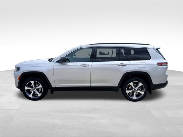 New 2026 Jeep Grand Cherokee L Limited w/ Luxury Tech Group II AWD/4WD image 2