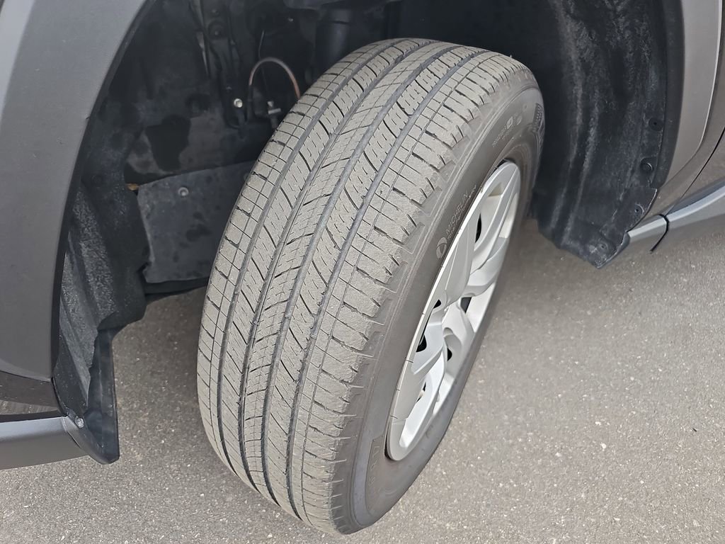 Used 2024 Toyota RAV4 LE image 36