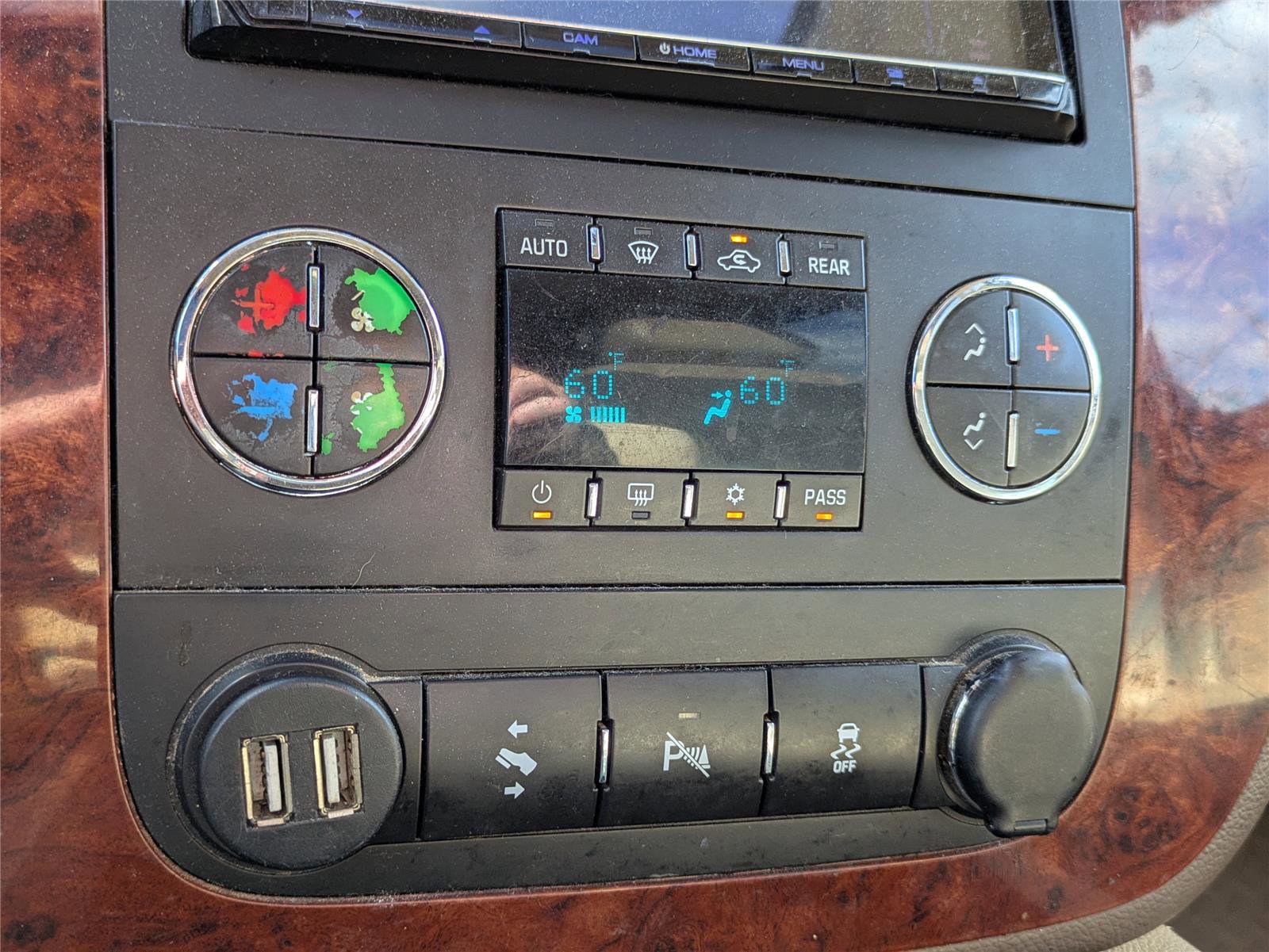 Used 2013 Chevrolet Suburban 2500 LT image 30