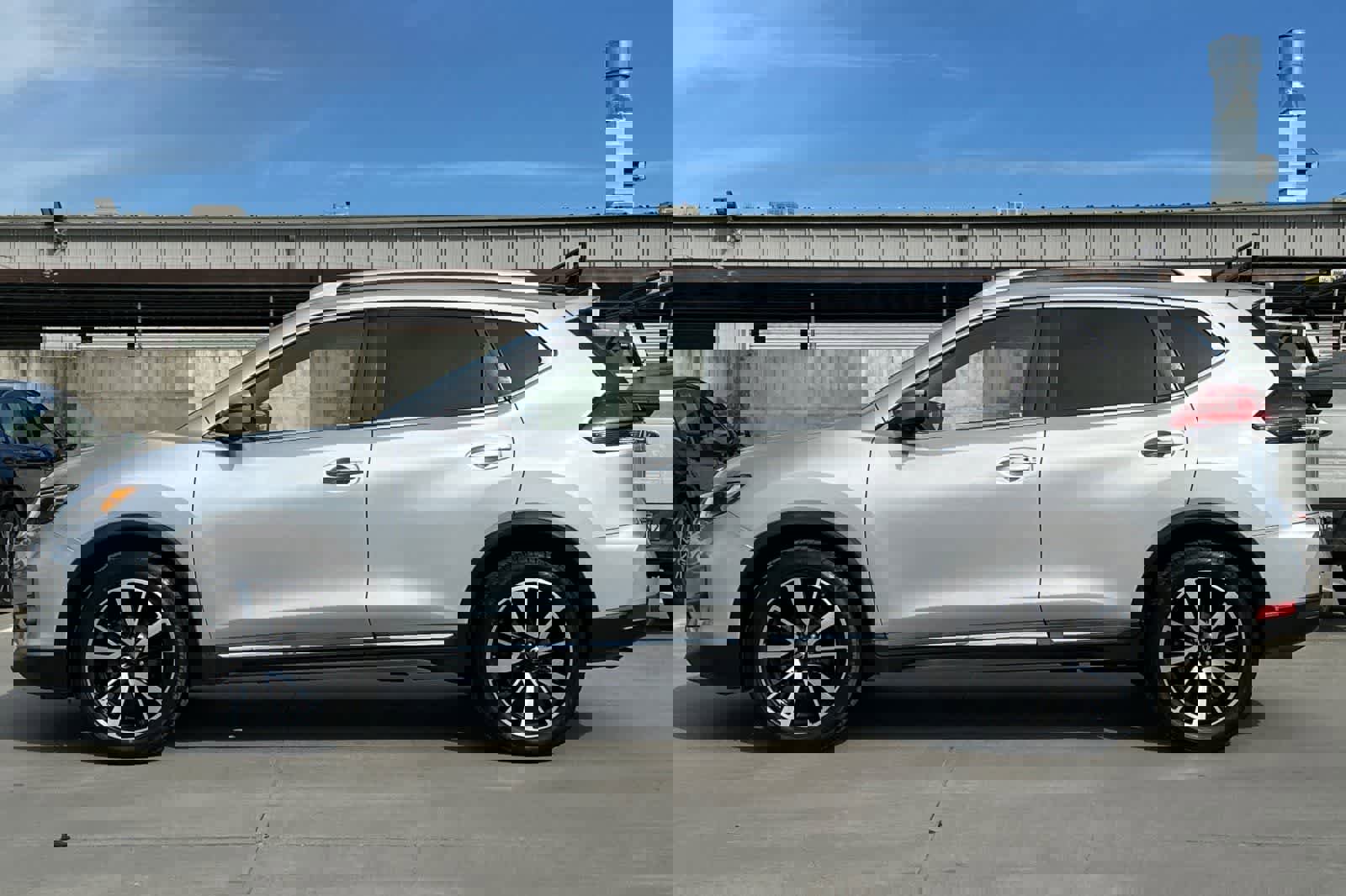 Used 2020 Nissan Rogue SL image 6