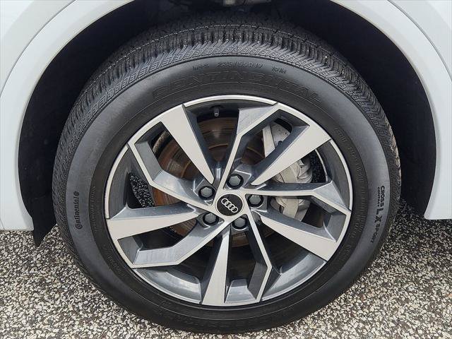 Certified 2023 Audi Q5 2.0T Premium w/ Convenience Package AWD/4WD image 8