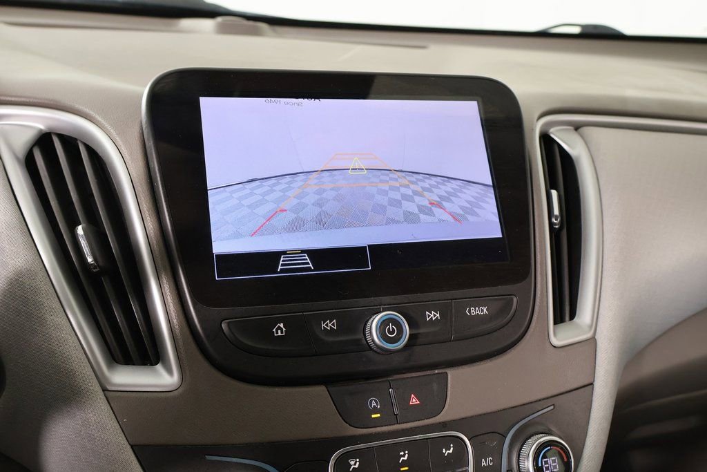 Used 2024 Chevrolet Malibu LT image 6