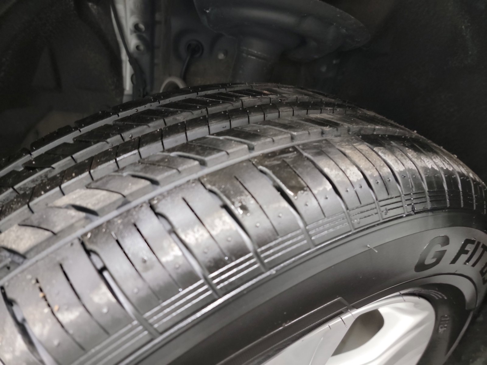 Used 2020 Toyota RAV4 XLE image 31