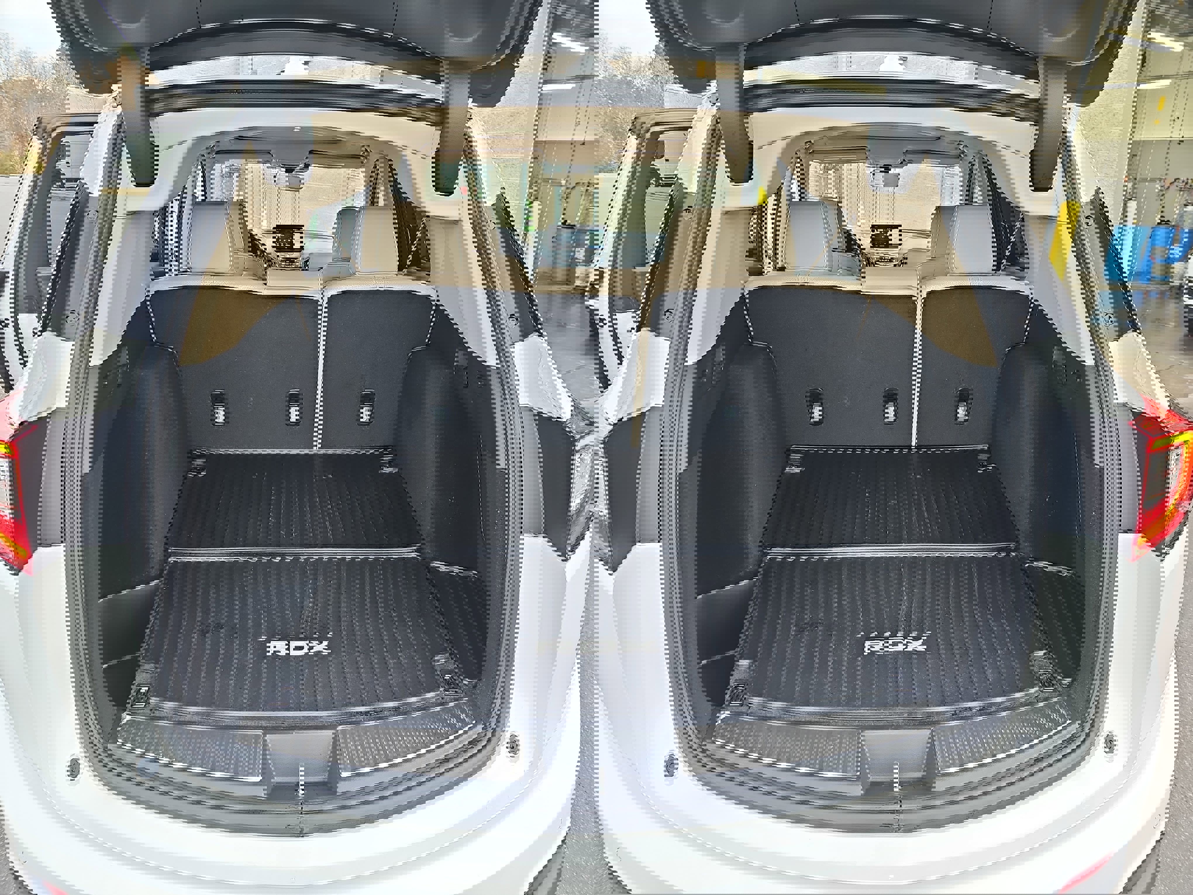 Used 2023 Acura RDX AWD w/ Advance Package image 12