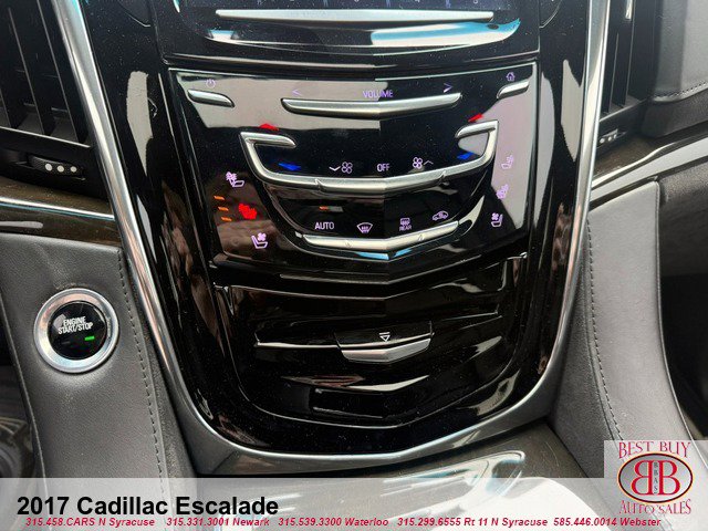 Used 2017 Cadillac Escalade Platinum image 21