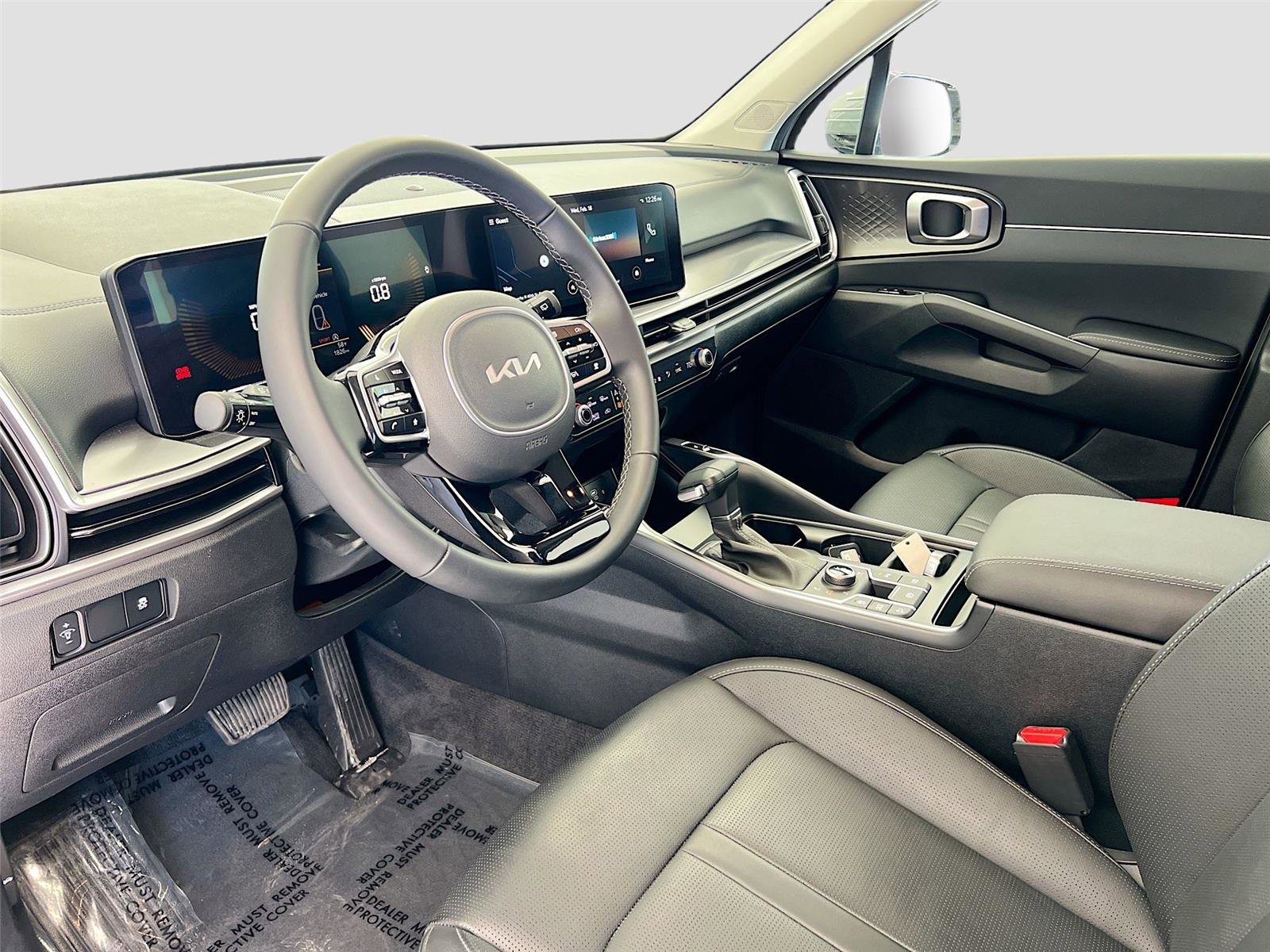 Used 2025 Kia Sorento S image 9