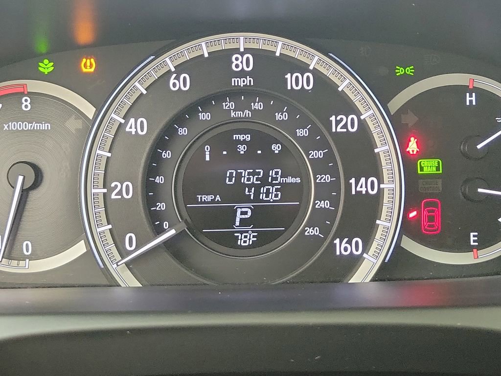 Used 2017 Honda Accord EX image 25