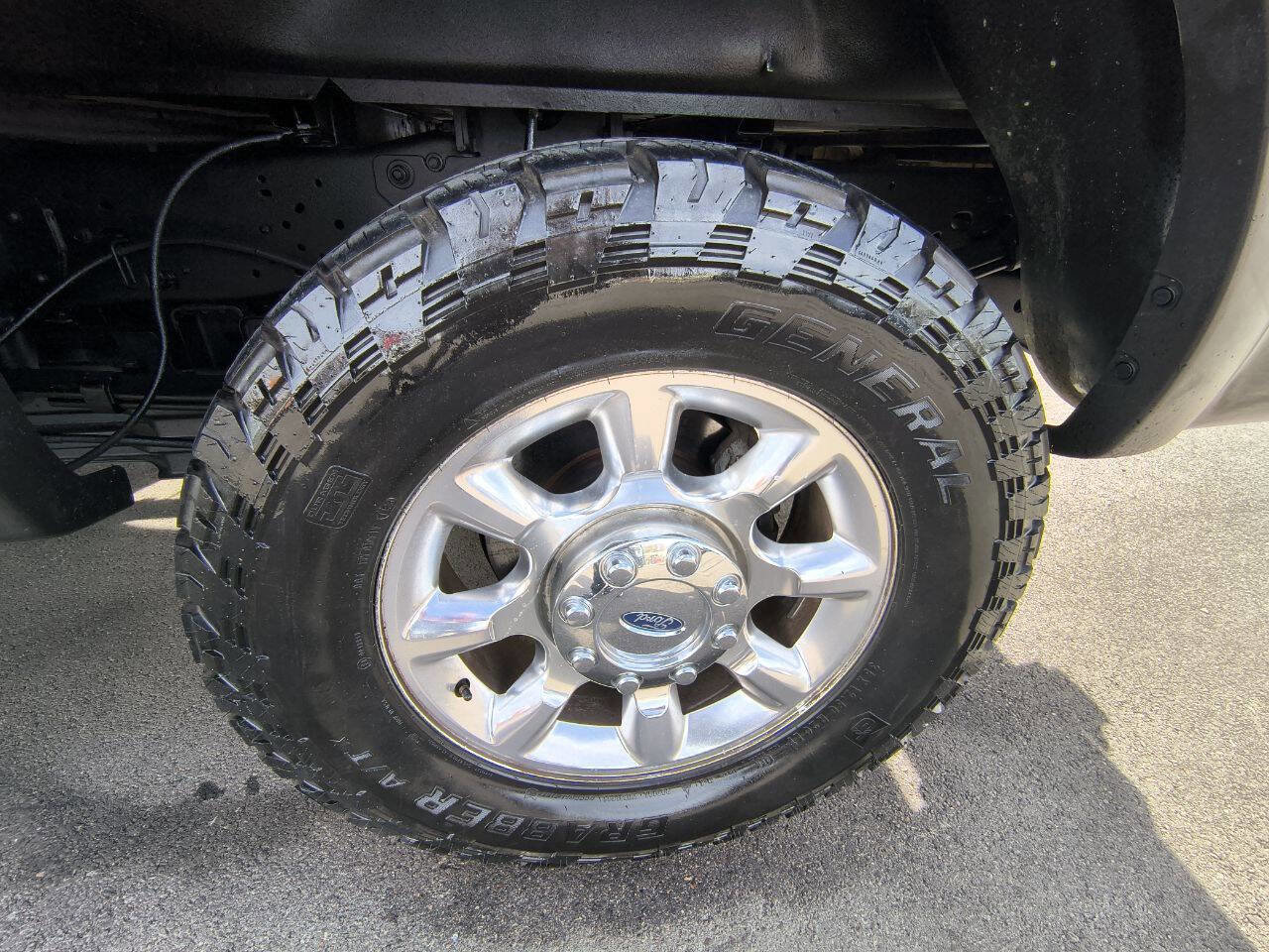 Used 2016 Ford F250 Lariat w/ Lariat Ultimate Package image 10