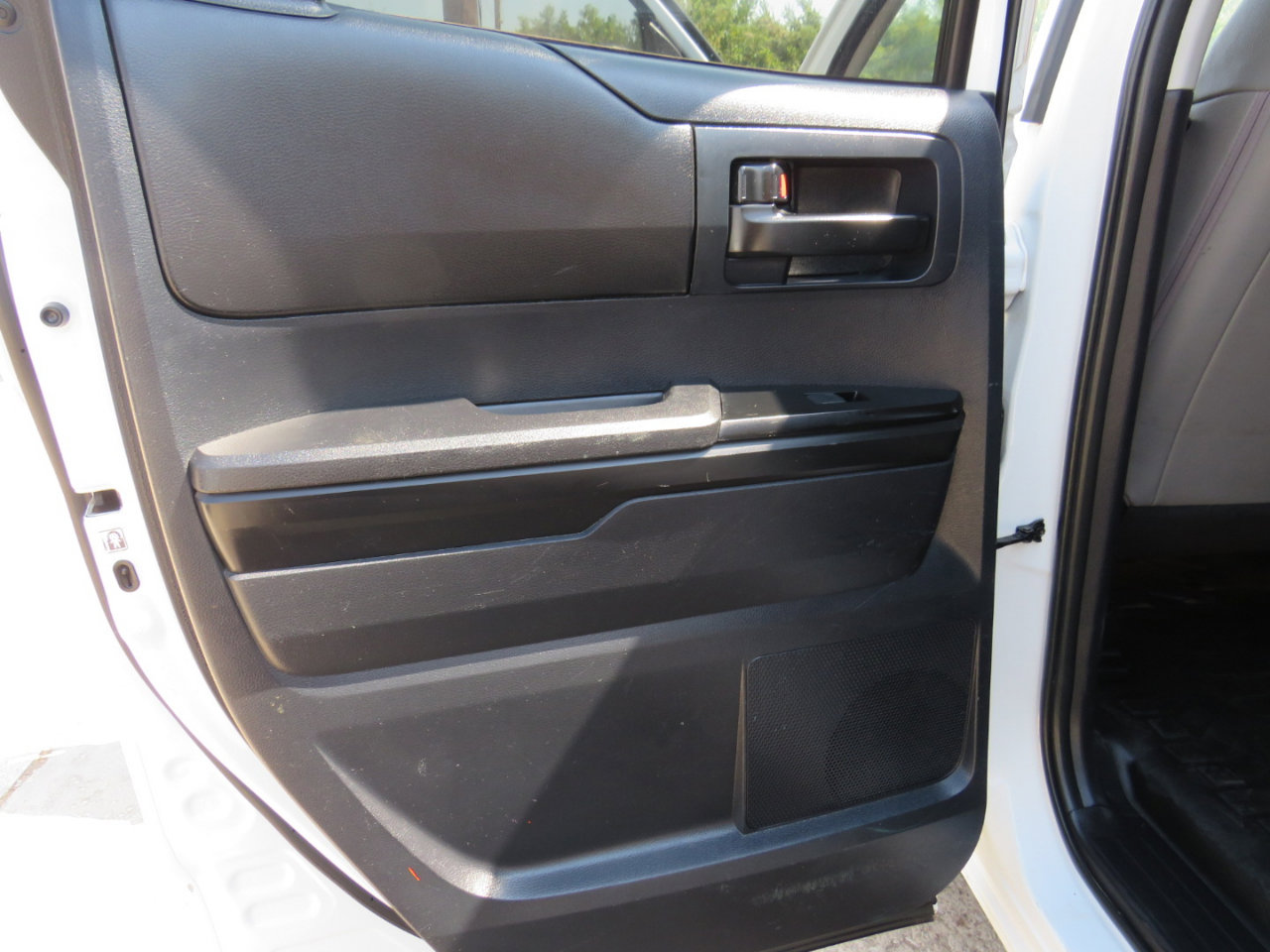 Used 2016 Toyota Tundra SR image 20