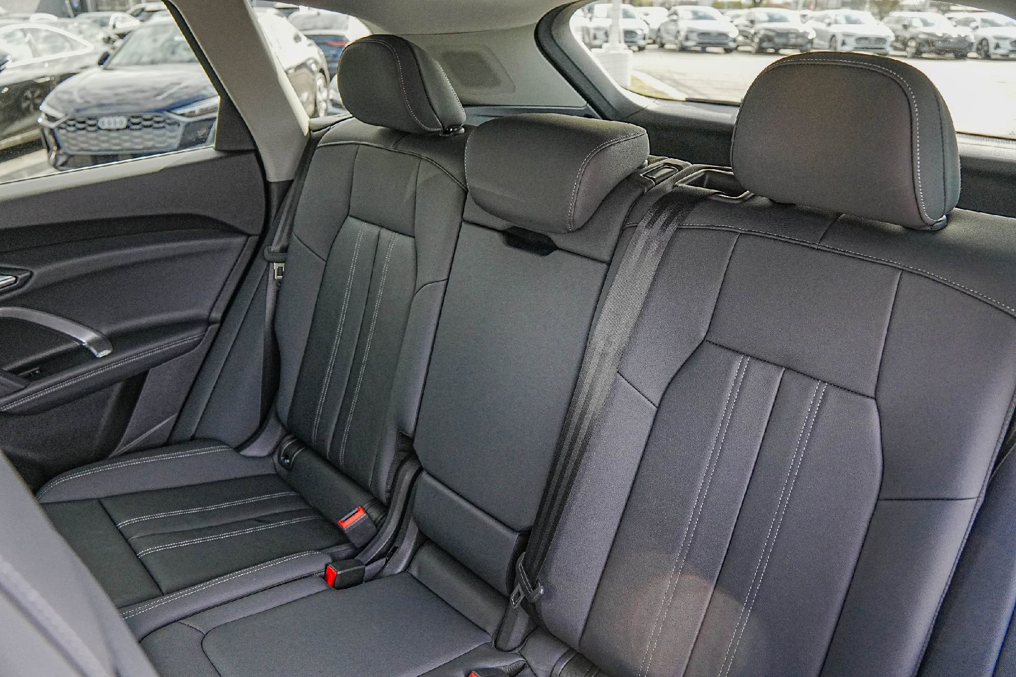 Certified 2025 Audi Q5 Premium w/ Convenience Package image 29