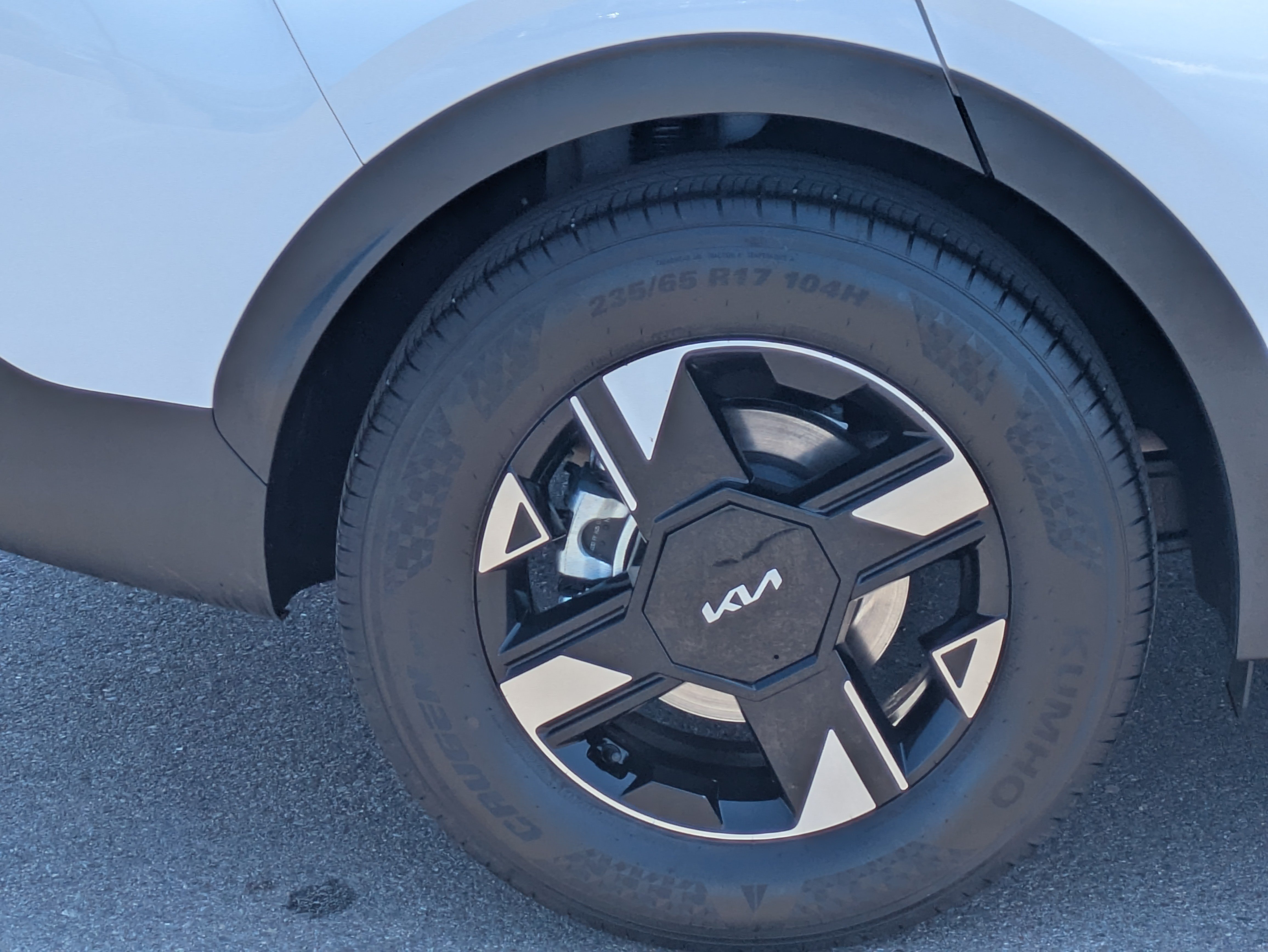 Certified 2026 Kia Sportage LX FWD image 9
