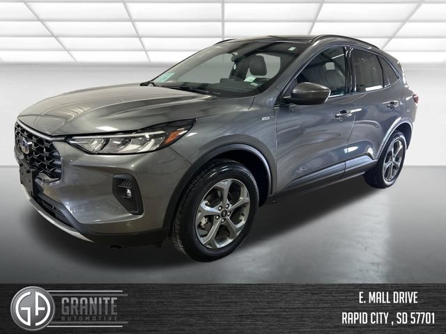 Used 2025 Ford Escape ST-Line Select AWD/4WD image 1