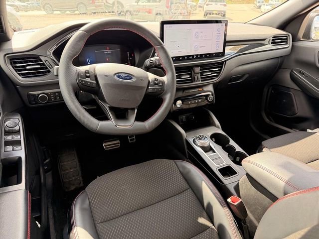 Used 2024 Ford Escape ST-Line w/ Tech Pack #1 AWD/4WD image 7