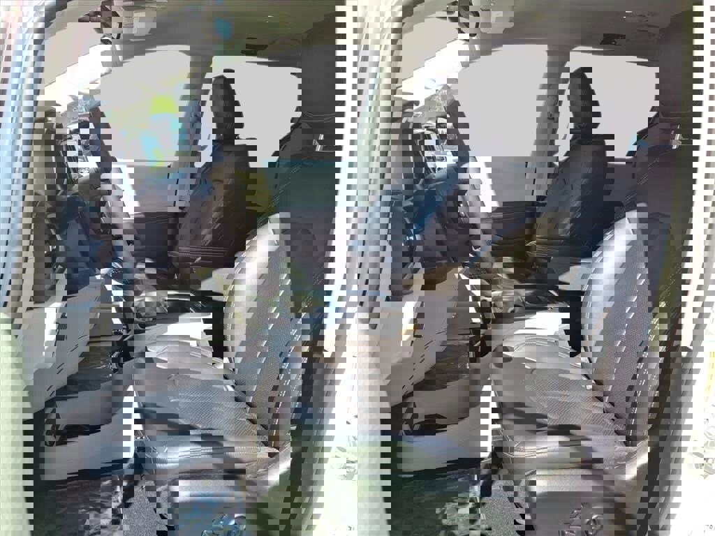 Used 2024 Chrysler Pacifica Select image 16