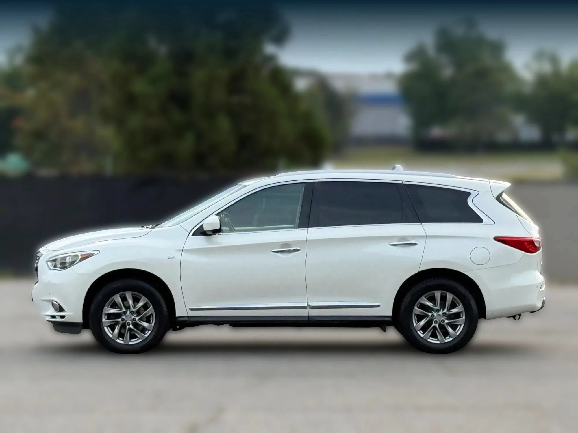 Used 2015 INFINITI QX60 Luxe w/ Premium Plus Package AWD/4WD image 7