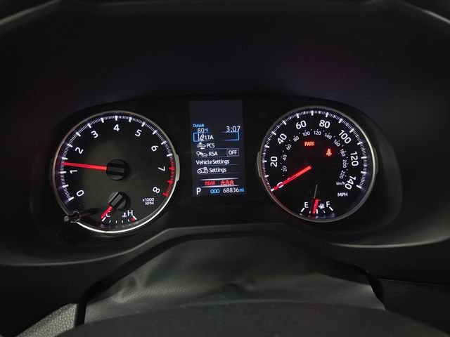 Used 2022 Toyota RAV4 LE AWD/4WD image 19