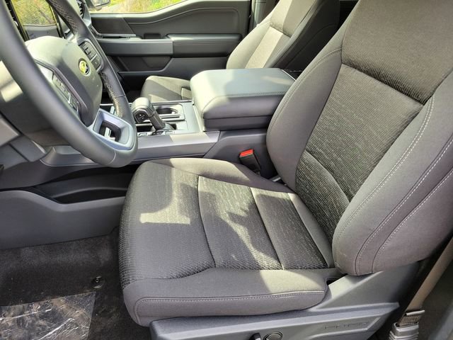 New 2026 Ford F150 XLT w/ Equipment Group 302A MID image 15