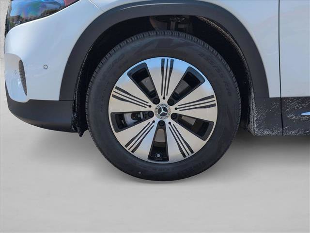 Certified 2025 Mercedes-Benz EQB 300 4MATIC image 24