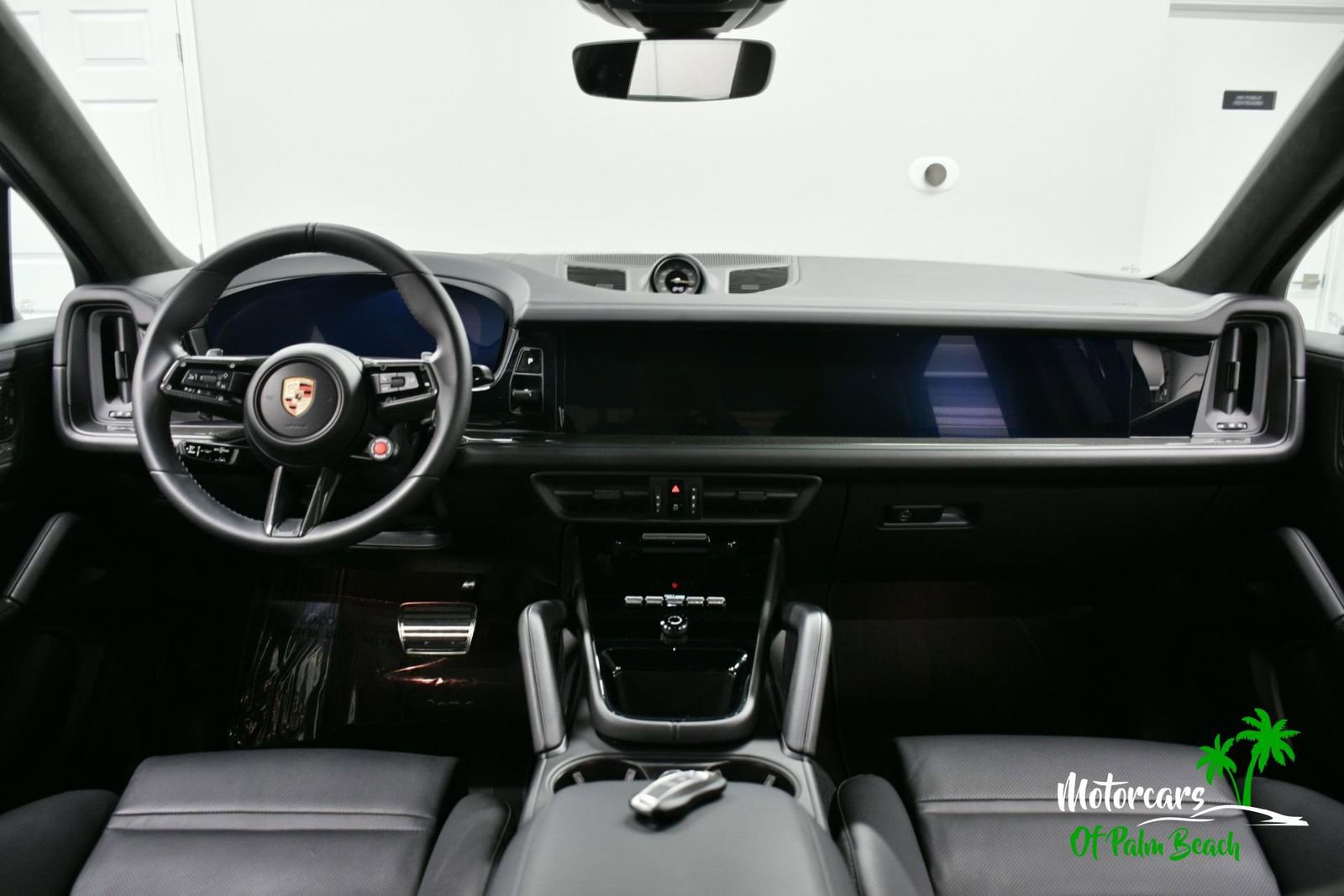 Used 2024 Porsche Cayenne Turbo GT image 31