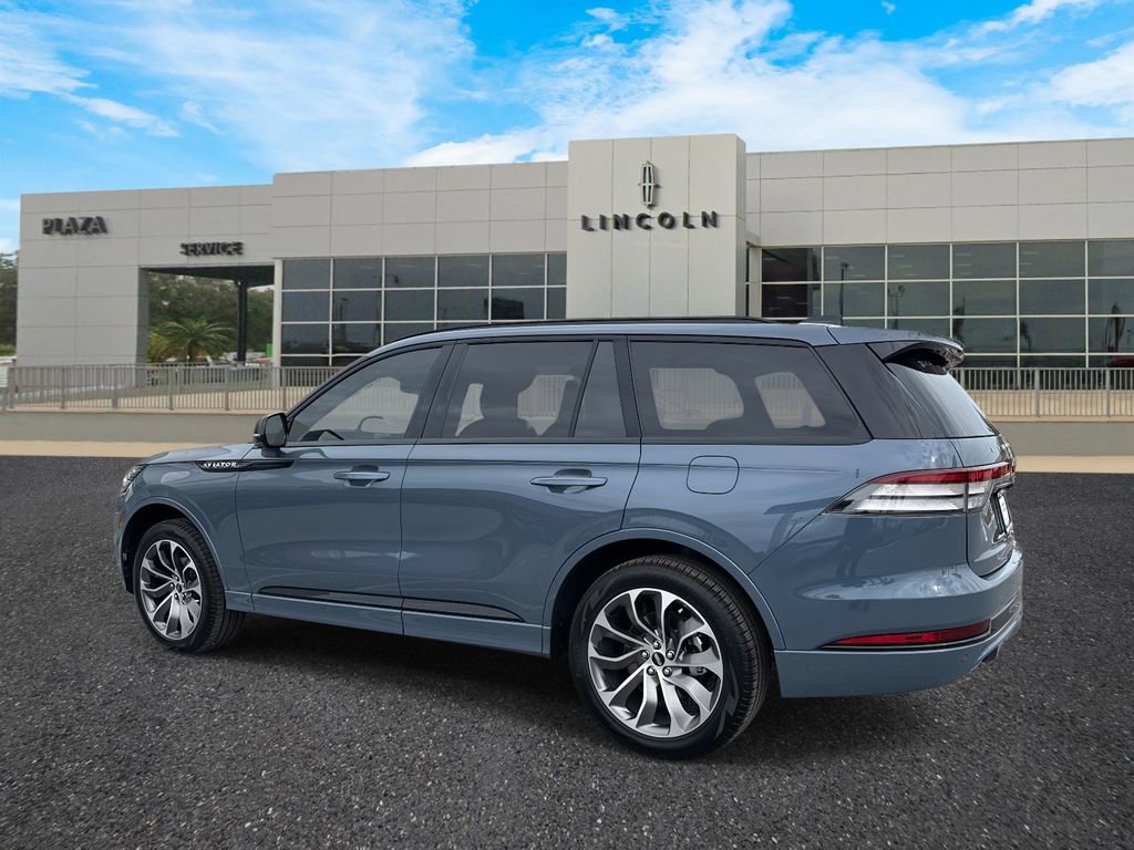 New 2026 Lincoln Aviator AWD image 5