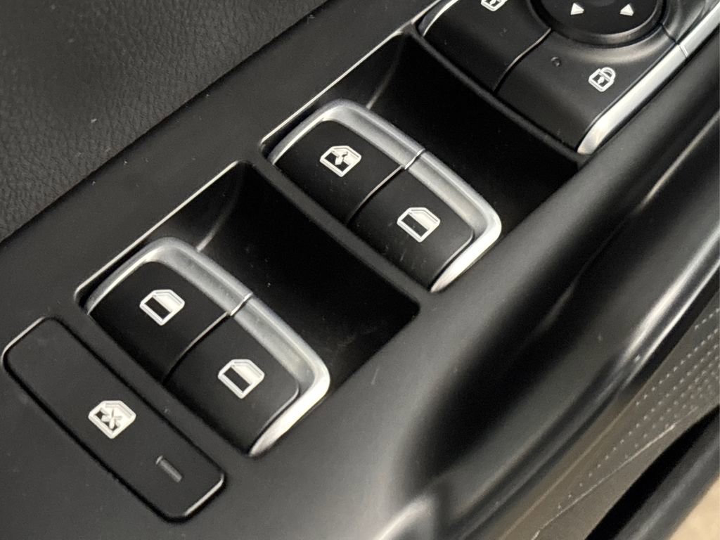 Used 2023 Kia K5 GT-Line w/ GT-Line Premium Package image 34