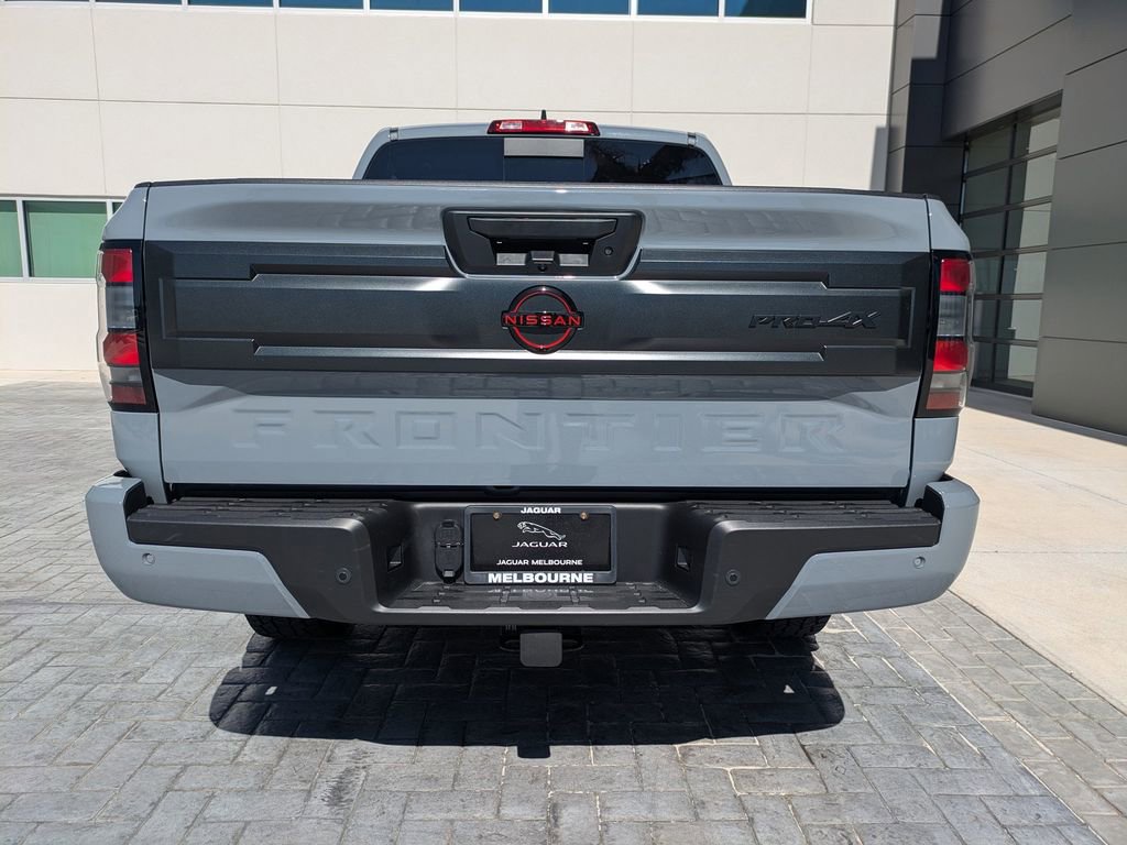 Used 2025 Nissan Frontier PRO-4X AWD/4WD image 6