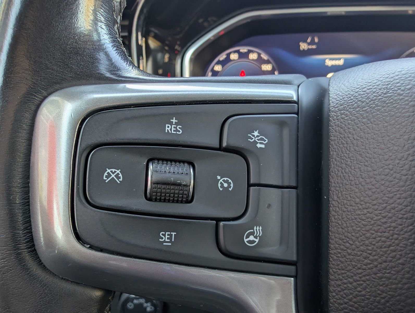 Used 2022 Chevrolet Silverado 1500 LT image 14