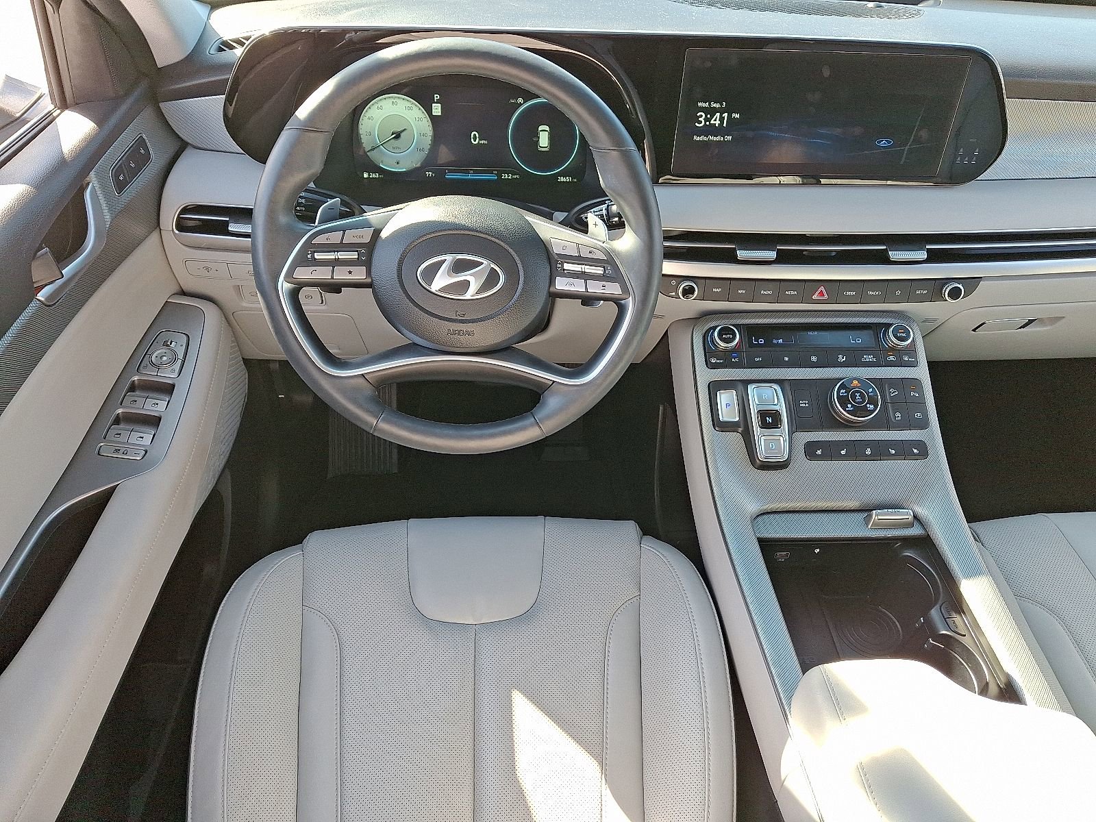 Used 2023 Hyundai Palisade SEL w/ Premium Package image 10