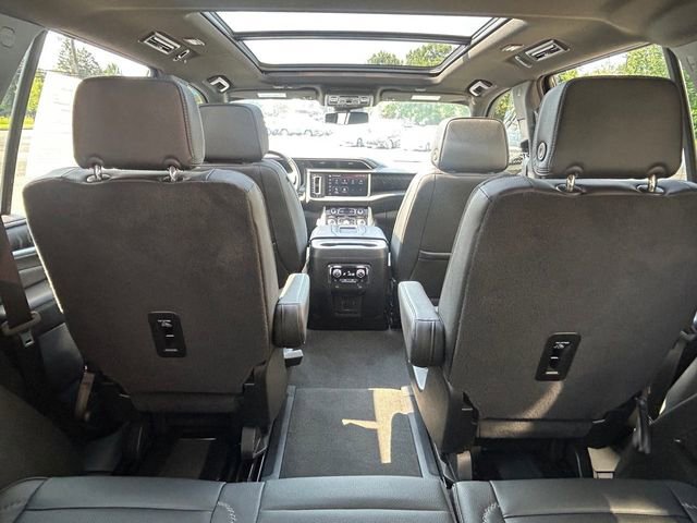 Used 2024 GMC Yukon Denali image 24