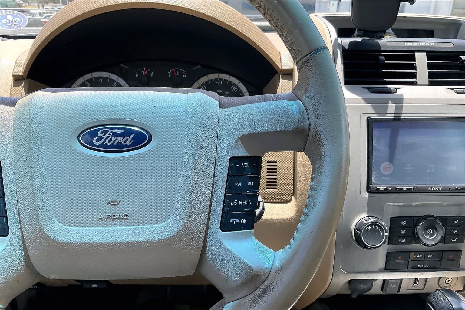 Used 2011 Ford Escape XLT w/ 203A Rapid Spec Order Code AWD/4WD image 25