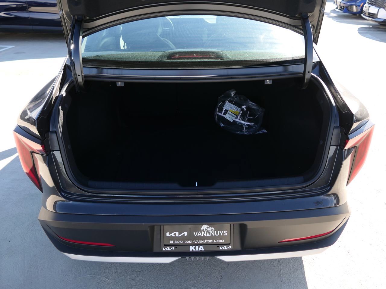 New 2025 Kia K4 EX image 18