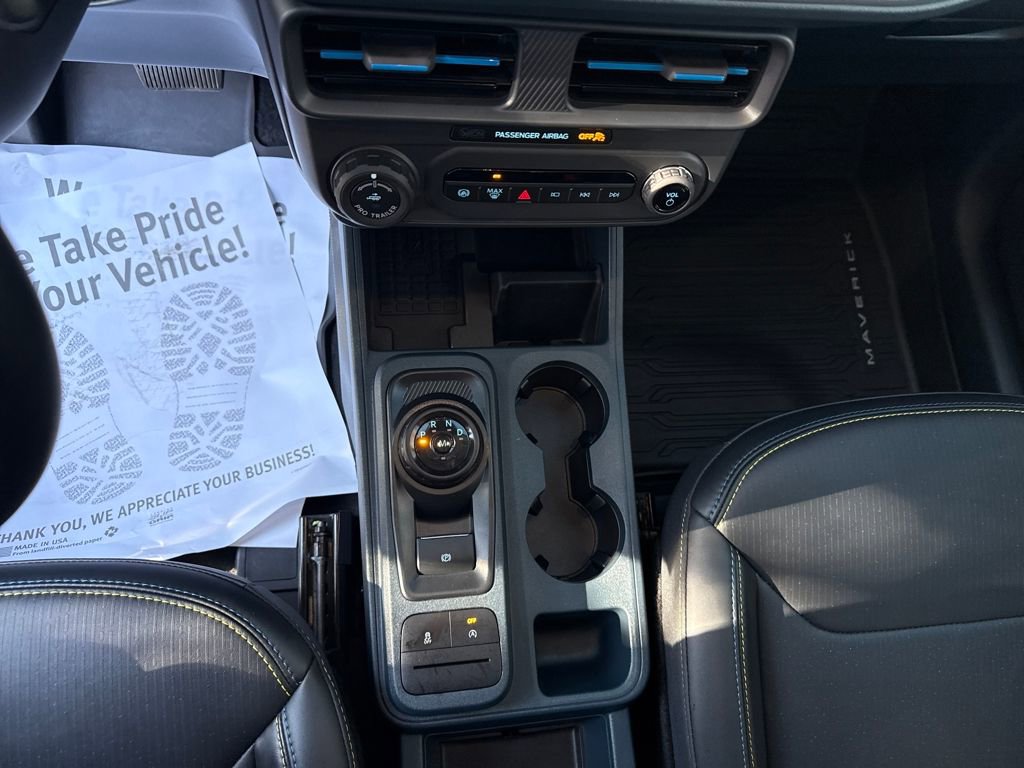 Certified 2025 Ford Maverick Lobo image 17