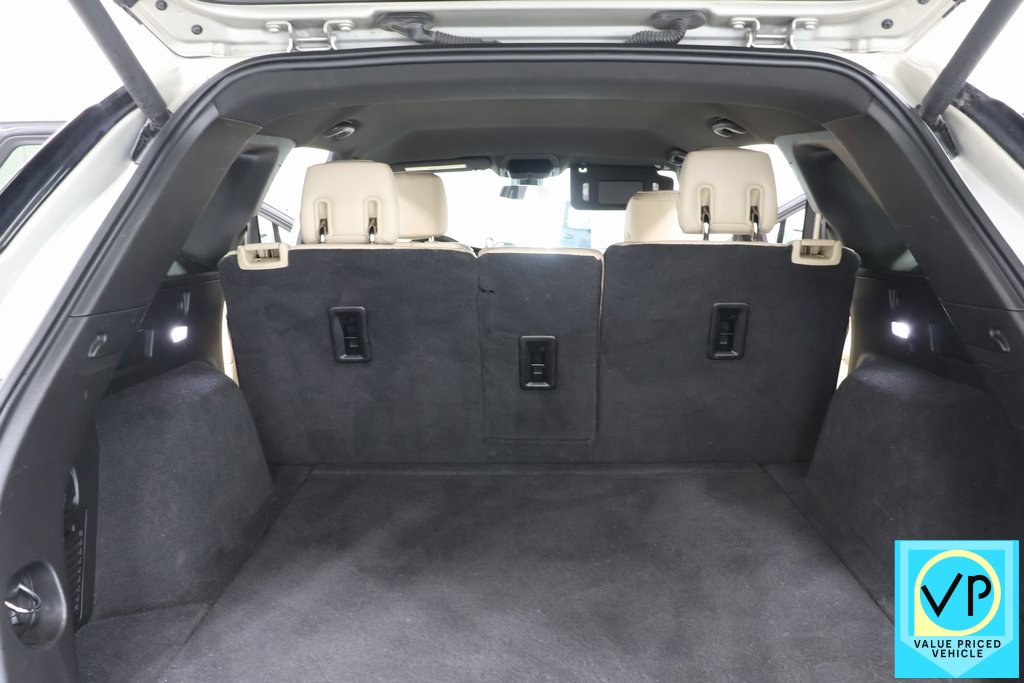 Used 2017 Cadillac XT5 FWD image 26