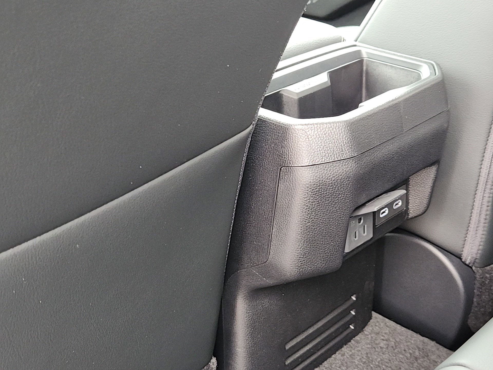 New 2025 Toyota Tacoma Limited image 26