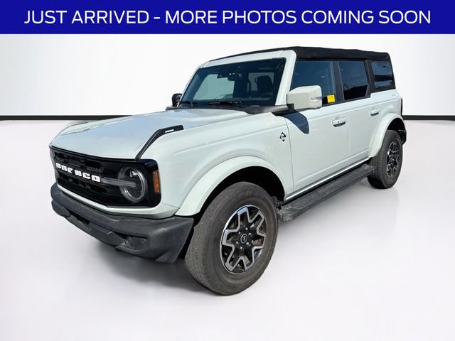 Used 2022 Ford Bronco Outer Banks AWD/4WD image 3