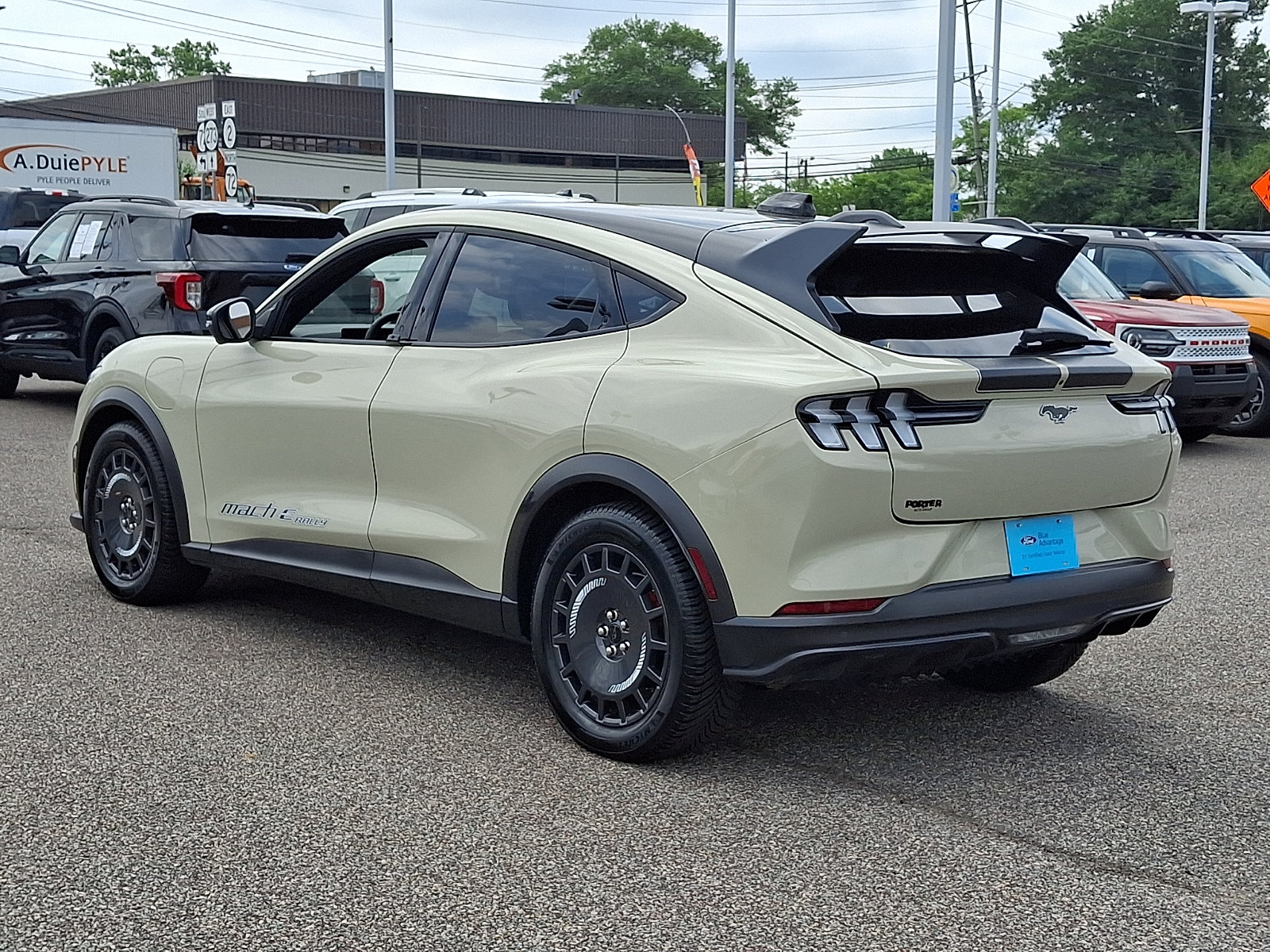 Certified 2025 Ford Mustang Mach-E GT AWD/4WD image 7