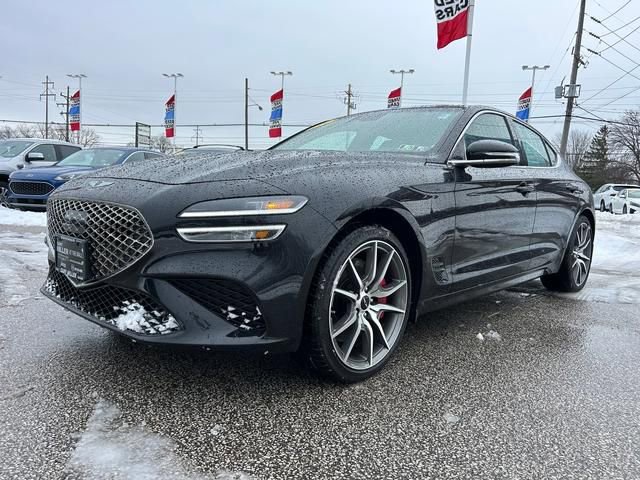 Used 2025 Genesis G70 2.5T image 7
