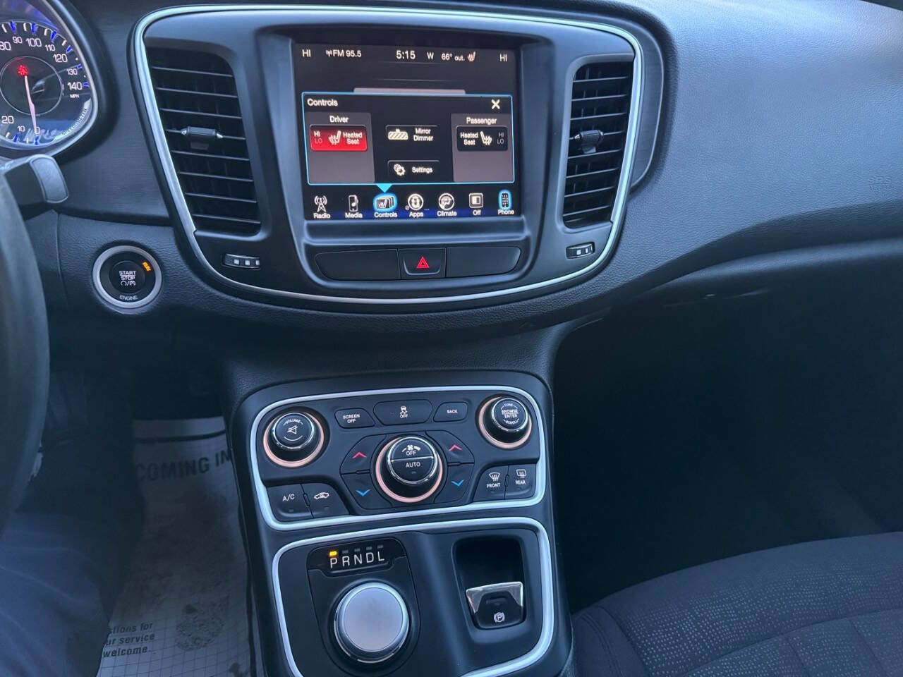 Used 2015 Chrysler 200 Limited w/ Convenience Group image 18