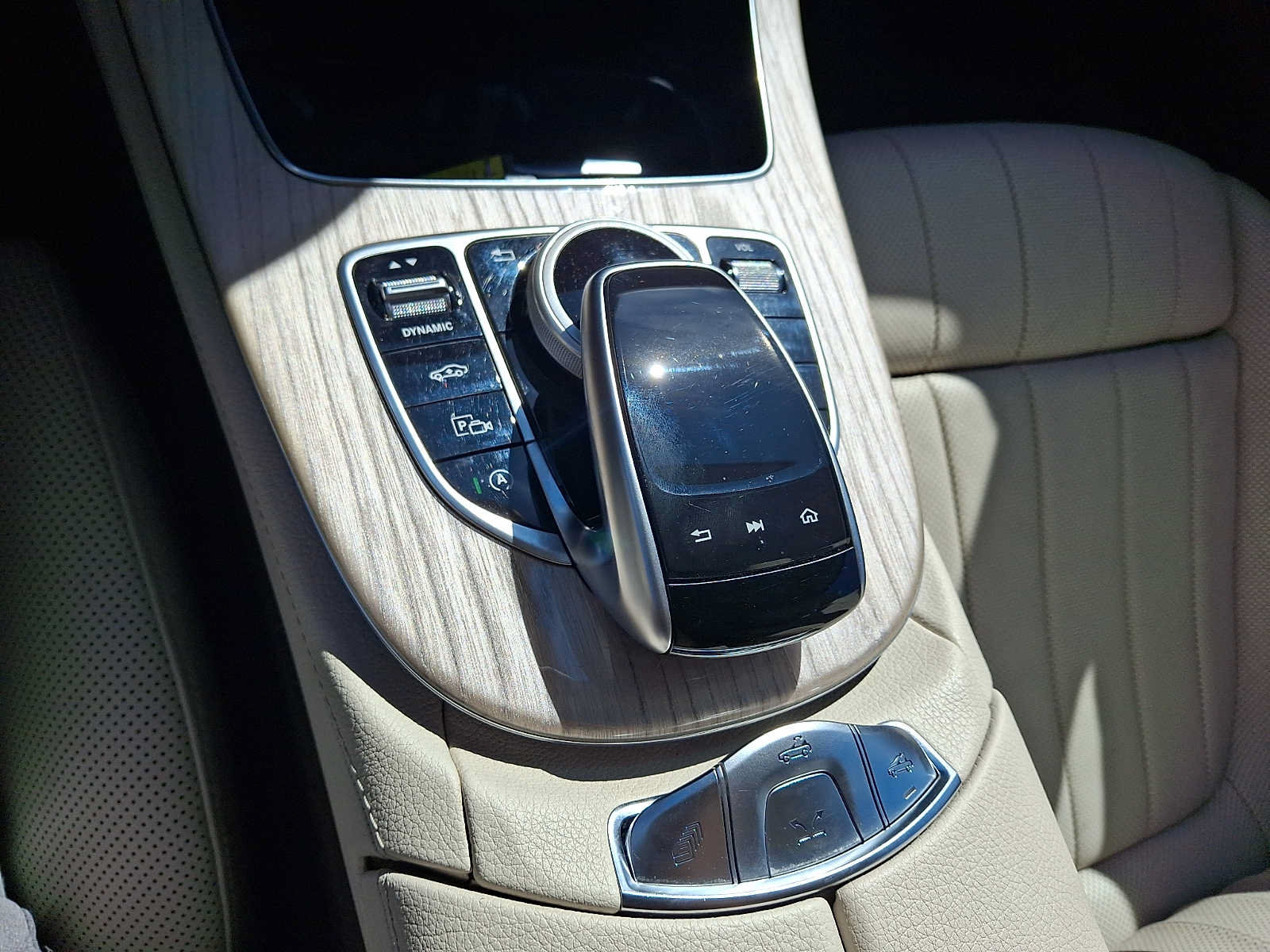 Used 2019 Mercedes-Benz E 450 4MATIC Cabriolet image 13