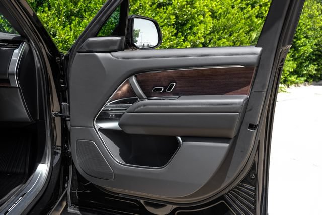 New 2026 Land Rover Range Rover SE AWD/4WD image 57