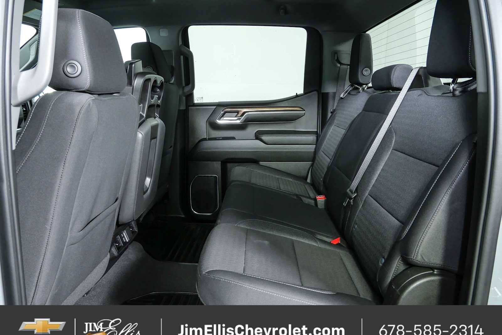 Certified 2024 Chevrolet Silverado 1500 LT AWD/4WD image 16