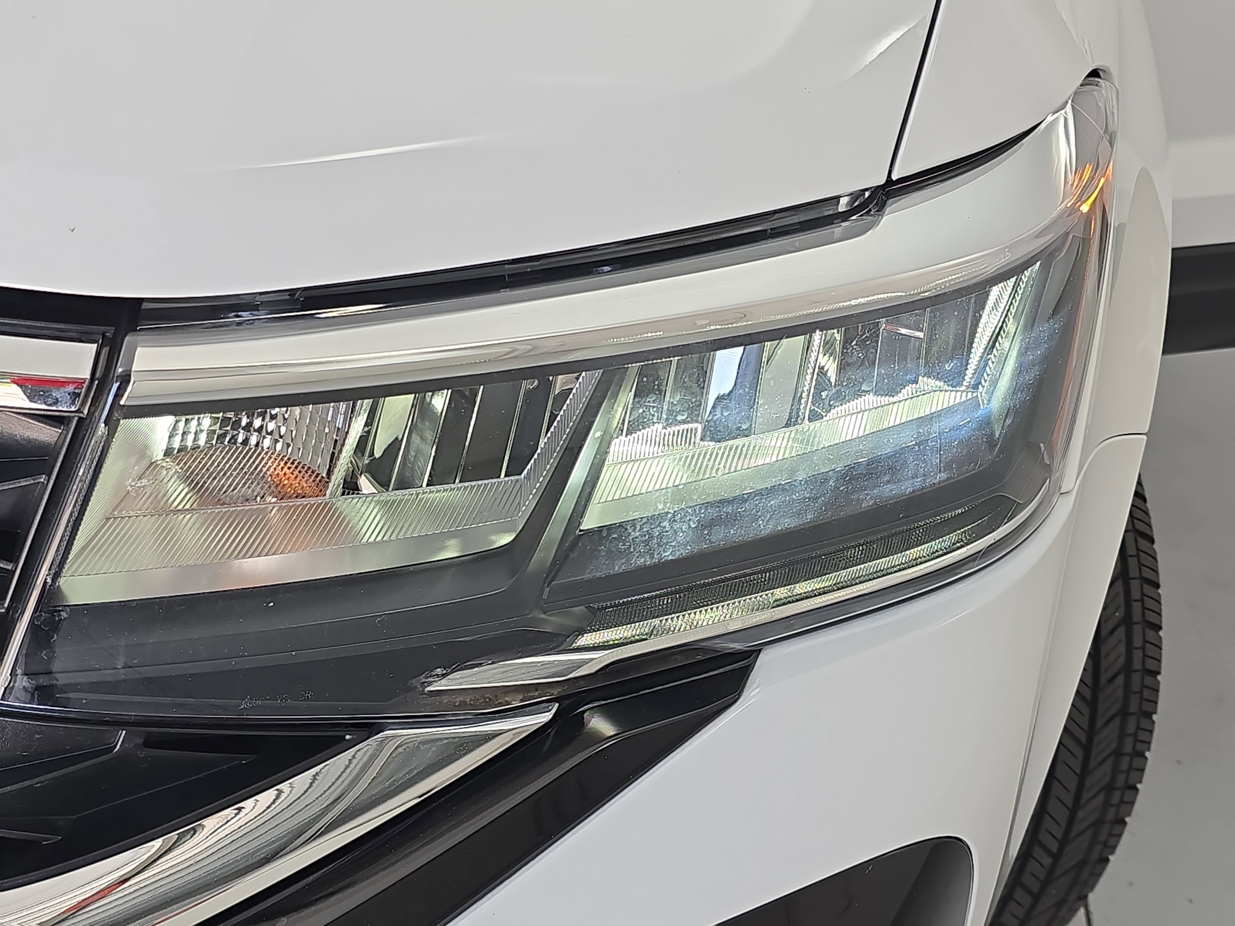 Certified 2023 Volkswagen Taos SE image 30