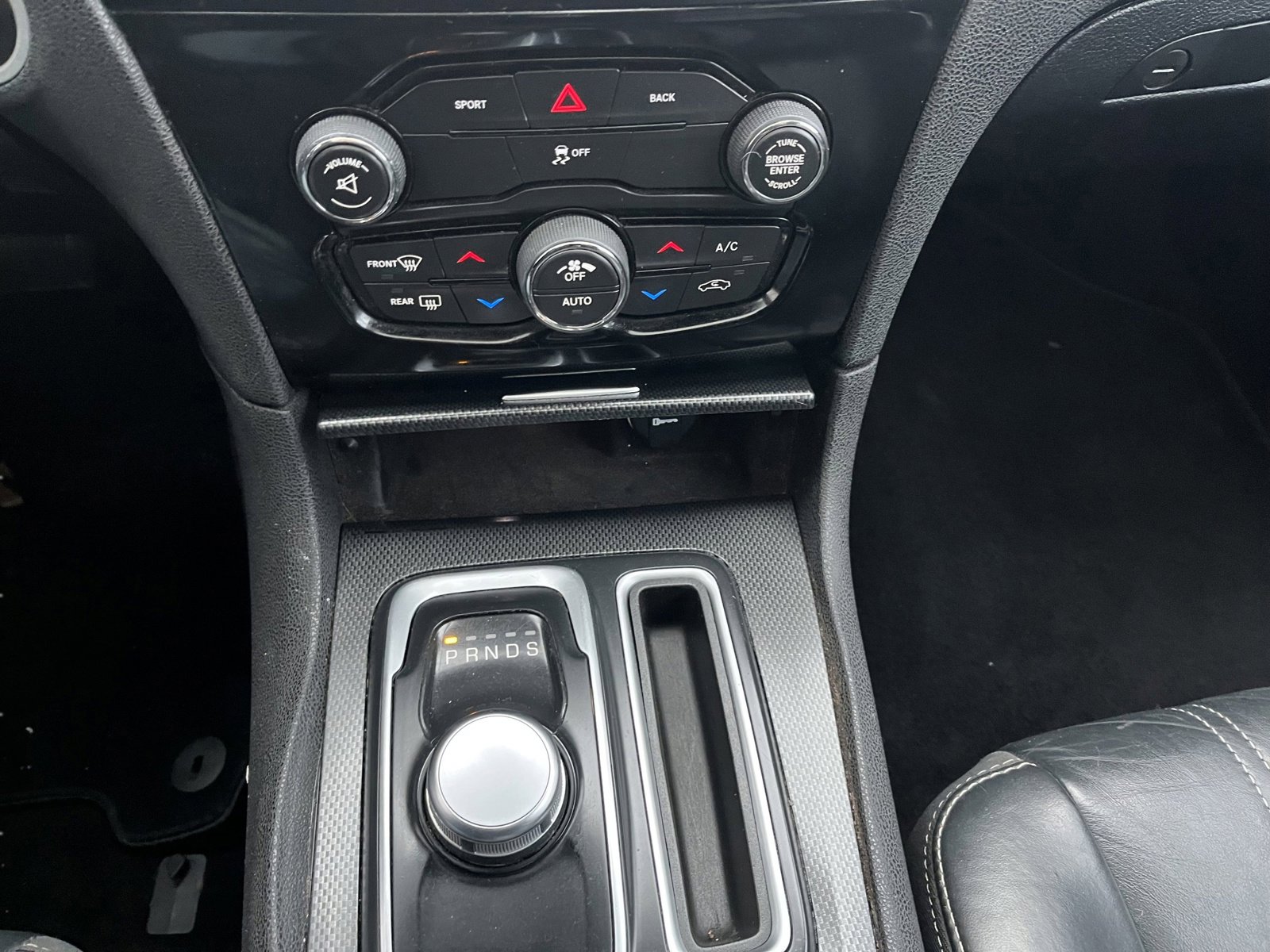 Used 2016 Chrysler 300 S image 15