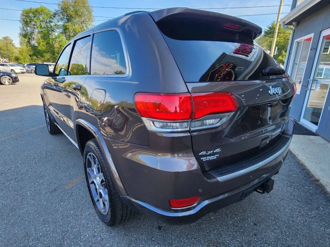 Used 2018 Jeep Grand Cherokee Limited AWD/4WD image 7