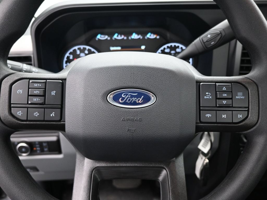 New 2026 Ford F350 XL w/ FX4 Off-Road Package AWD/4WD image 10