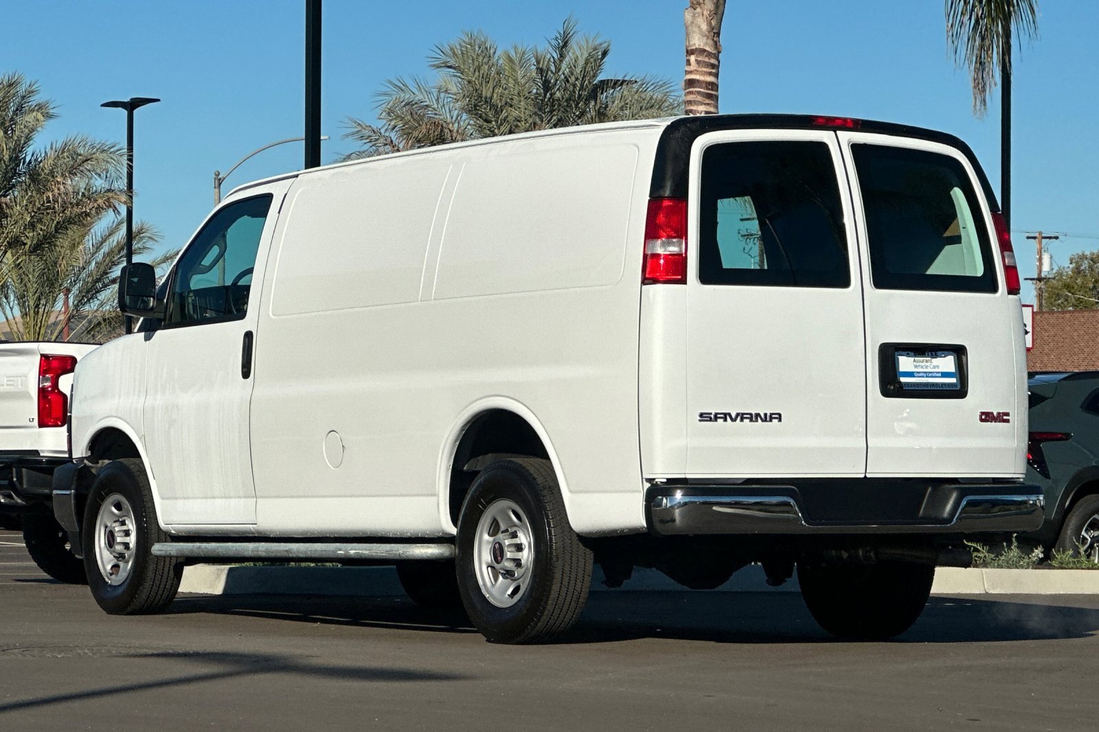 Used 2023 GMC Savana 2500 w/ Driver Convenience Package image 6