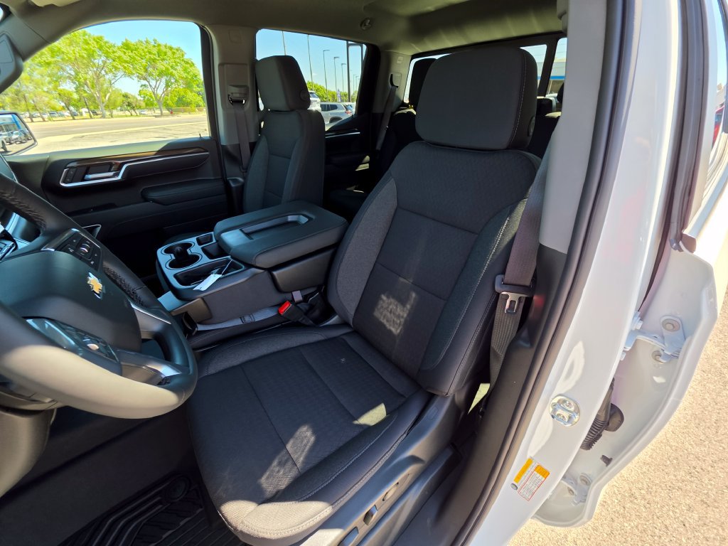 New 2026 Chevrolet Silverado 1500 LT w/ All Star Edition Plus AWD/4WD image 9